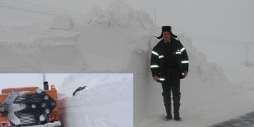 Zăpadă de doi metri în Maramureș. Frezele abia fac față în redeschiderea unor drumuri