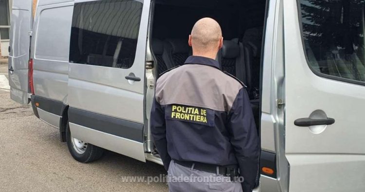 Trec de frica războiului: 23 de ucrainieni au fost descoperiți de polițiștii din frontieră în Maramureș