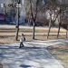 Momentul în care o stradă circulată din Kiev este lovită de o rachetă