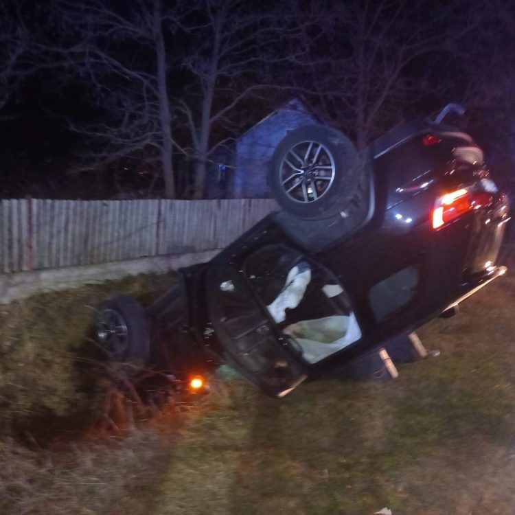 Accident deosebit de grav în Apa. O victimă este încarcerată