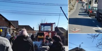 Accident la Lăpuşel. Coliziune între un tractor şi un microbuz – foto