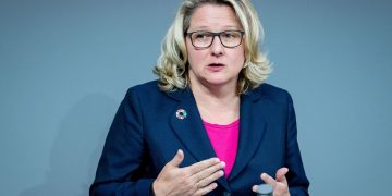 Ministrul german al Dezvoltării Economice şi Cooperării, Svenja Schulze, în vizită la Sighet