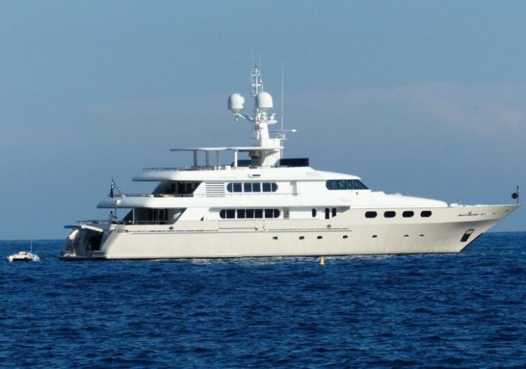 Germania a confiscat un iaht de 600 de milioane de dolari al unui oligarh rus