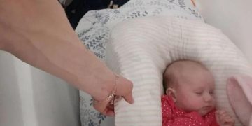 Voința Domnului nu poate fi afectată de nici o bombă: Un bebeluş a fost găsit în viaţă, într-o clădire prăbuşită din Harkov