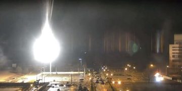 La un pas de tragedie. Incendiu la Centrala nucleară Zaporojie, după un atac al rușilor