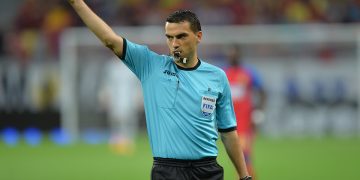 Arbitrul Ovidiu Hațegan a suferit un infarct și a fost operat de urgență la Timișoara