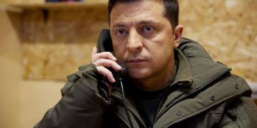 ”Ce face NATO? Este condusă de Rusia? Ce aşteaptă?”, critică Zelenski