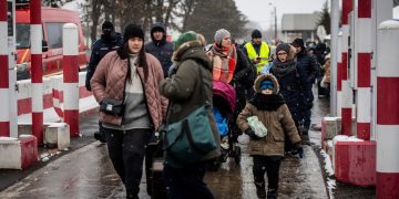 Tot mai mulți oameni fug din Ucraina. Aproape 140.000 de cetățeni ucraineni au intrat în România de la izbucnirea războiului