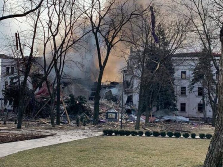 Nicio clădire nu a mai rămas în picioare în Mariupol