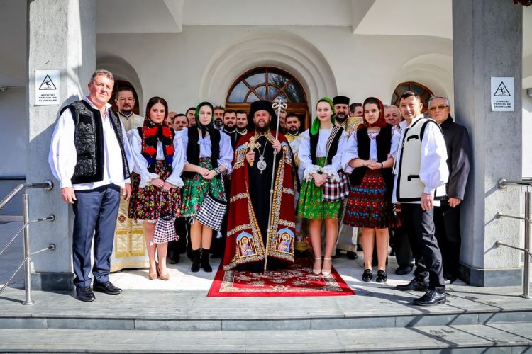 GALERIE FOTO: Timotei Sătmăreanul a săvârșit Sfânta Liturghie arhierească la Catedrala Istorică din Baia Mare