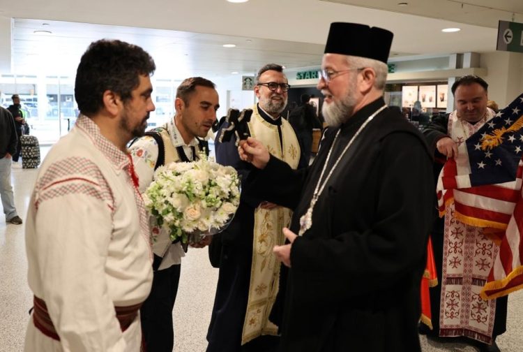 Preasfințitul Părinte Iustin, Episcopul Maramureșului și Sătmarului, a ajuns pe pământ american