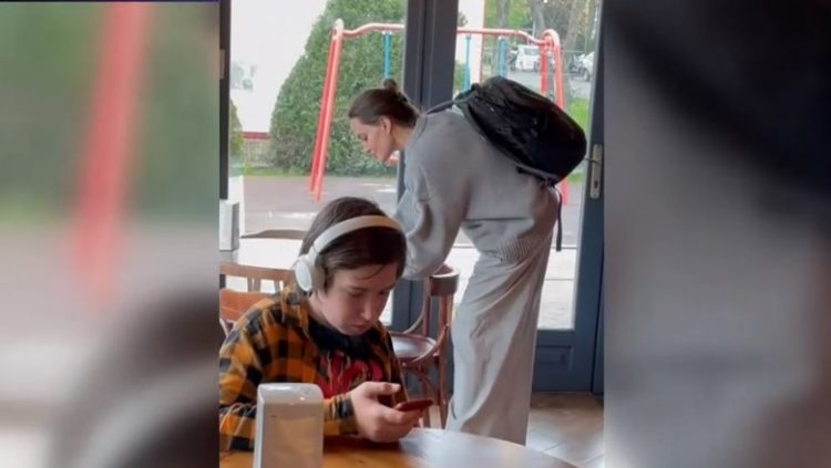 Angelina Jolie în vizită umanitară în Ucraina