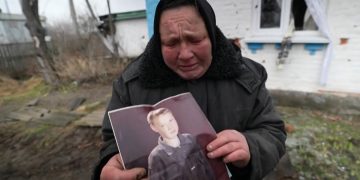 Reportaj dramatic al BBC: O mamă povestește cum i-au împușcat soldații ruși copilul