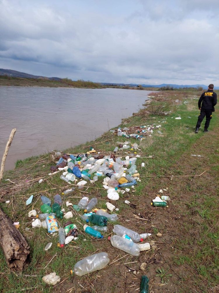 Dezastru ecologic în zona localităților Buzești, Fărcașa, Sălsig și Lucăcești. O obișnuință pentru maramureșeni