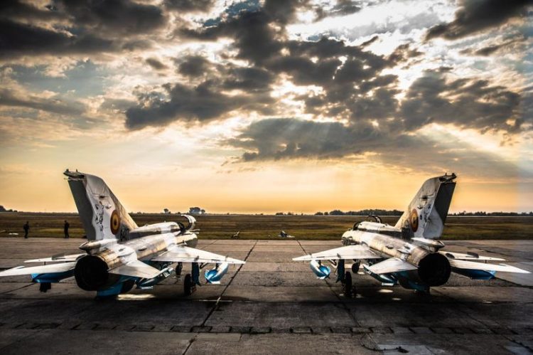 Toate zborurile avioanelor MiG-21 LanceR se suspendă. Reprezentanţii MApN explică de ce