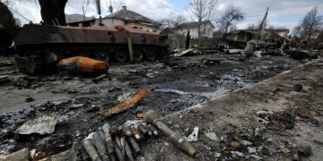 Încă o mărturie despre masacrul din Bucha. Iuri, un copil de 14 ani, povestește cum rușii i-au ucis tatăl. „Mergeam cu bicicleta după mâncare și medicamente”