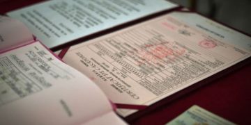 Părinții nu mai pot pune copiilor mai mult de trei prenume