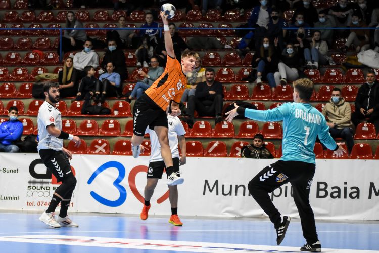 Handbal. Cupa României. CS Minaur Baia Mare a învins CSM Sighişioara şi s-a calificat în sferturi