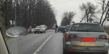 Accident în zona Stejarul. Trafic aglomerat în zonă