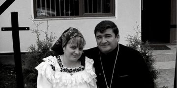 Mesajul Preasfințitului Părinte Iustin la trecerea la Domnul a preotesei Tincuța Șandru de la Parohia Moisei – Izvorul Dragoș