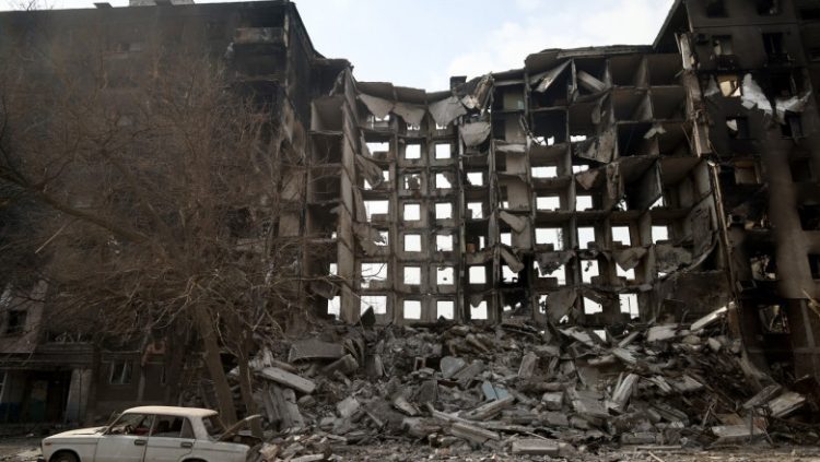 Autorităţile ucrainene anchetează peste 6.000 de crime de război comise de ruşi