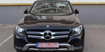 Autoturism de lux în valoare de peste 35.000 de euro furat din Olanda, depistat de poliţiştii de frontieră