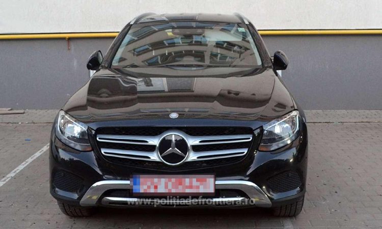 Autoturism de lux în valoare de peste 35.000 de euro furat din Olanda, depistat de poliţiştii de frontieră