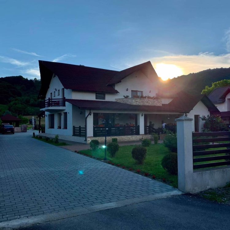 Unde mă cazez în vizita mea în Maramureș