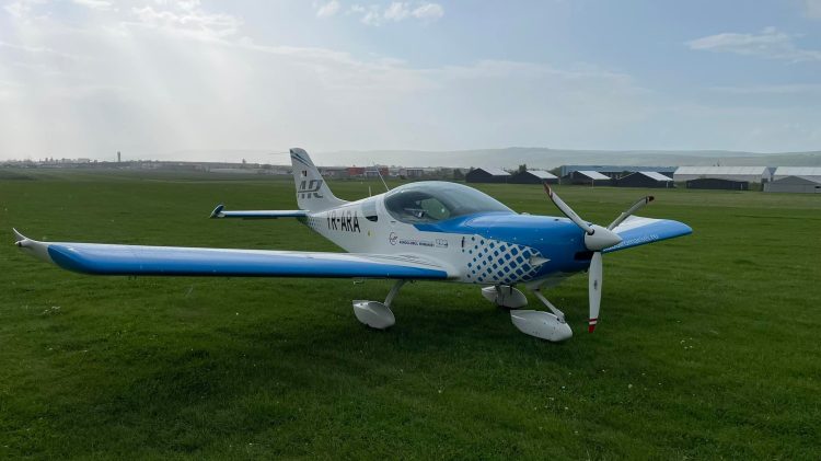 Copiii, invitaţi de ziua lor la Aeroclubul „Alexandru Papana” Baia Mare