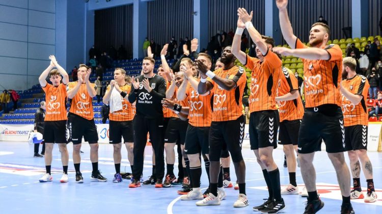 Atmosferă incendiară în Sala Sporturilor Lascăr Pană din Baia Mare: Minaur a pierdut finala Cupei EHF. VIDEO