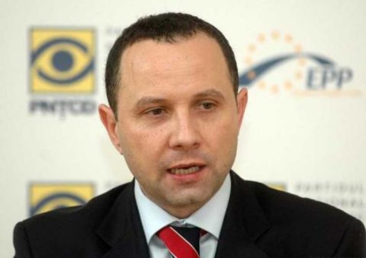 Aurelian Pavelescu și-a pierdut funcția de președinte PNTCD