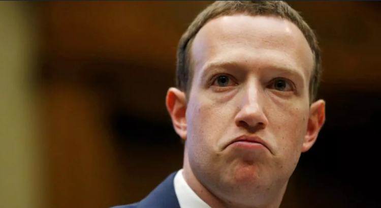 „Facebook-ul a murit! Trăiască Facebook-ul”