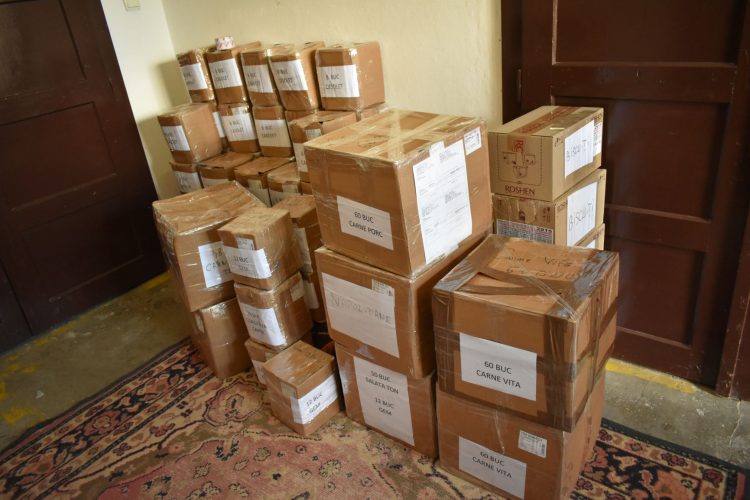 Cadrele Penitenciarului Baia Mare donează pentru cetățenii Ucrainei