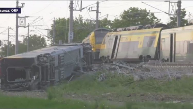Accident cumplit lângă Viena. Un tren a deraiat, o persoană a murit