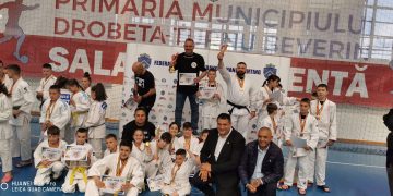 Maramureșenii au cucerit tot la Campionatul Național de Hand to hand fighting