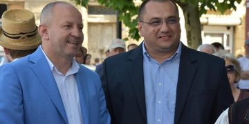 Aurelian Pavelescu ține PNȚCD „pe persoană fizică”. Prins cu minciuna vrea să-l dea afară din partid și pe Doru Dăncuș