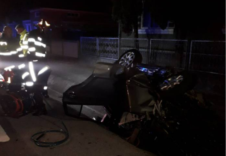 Accident mortal pe DN 17: Un tânăr și-a pierdut viața, iar o fată de 19 ani este grav rănită