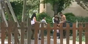 Bătaie cruntă între tineri într-un părculeţ din Baia Mare