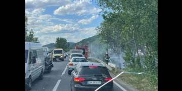 EXCLUSIVITATE: Accident grav în Bușag. Incendiu la ieșirea din Cicârlău