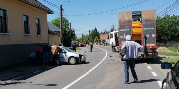 Accident în Tăuți: Trafic îngreunat pe DN 1C
