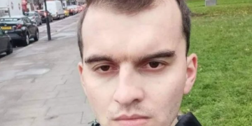 Hackerii ruși amenință că vor „distruge România” dacă românul acuzat că i-a ajutat nu va fi eliberat