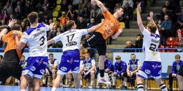 Handbal. Cupe Europene. CS Minaur Baia Mare – Naerbo Idrettslag (Norvegia). Finala EHF European Cup se dispută cu casa închisă