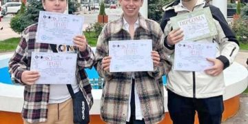 Ei sunt mândria noastră: Elevii Colegiului Național „Dragoș Vodă”, premiați la Olimpiada Națională de Italiană