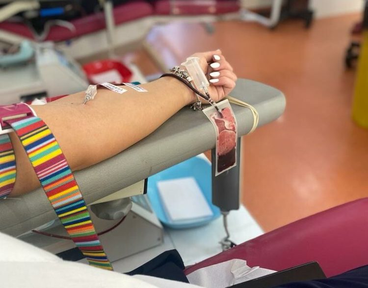 Tineri maramureșeni, vizită la Cluj pentru a dona sânge