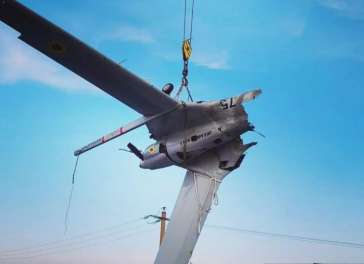 Armata confirmă prăbușirea unei drone în apele teritoriale ale României