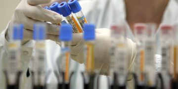 Un nou virus, stare de alertă în mai multe ţări din Europa