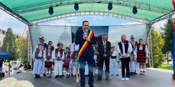 ”Am fost ș-om fi”: Festivalul Internațional de Folclor pentru copii și tineret la Sighetu Marmației