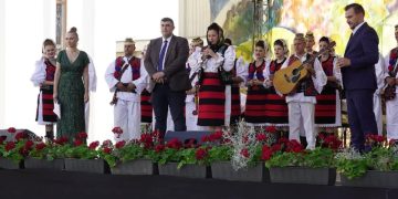 MARAMUREȘUL în DOLIU: Ștefan Petreuș a murit în ziua debutului celei de-a XIV-a ediții a Festivalului “Ion Petreuș”