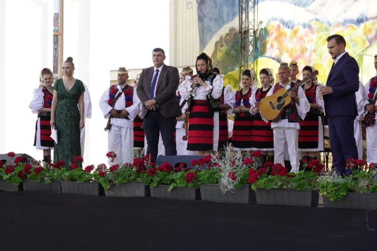 MARAMUREȘUL în DOLIU: Ștefan Petreuș a murit în ziua debutului celei de-a XIV-a ediții a Festivalului “Ion Petreuș”