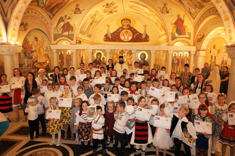 INEDIT: A avut loc serbarea de sfârşit de an şcolar şi premierea elevilor de la Şcoala Românească „Regina Maria” din Paris. FOTO